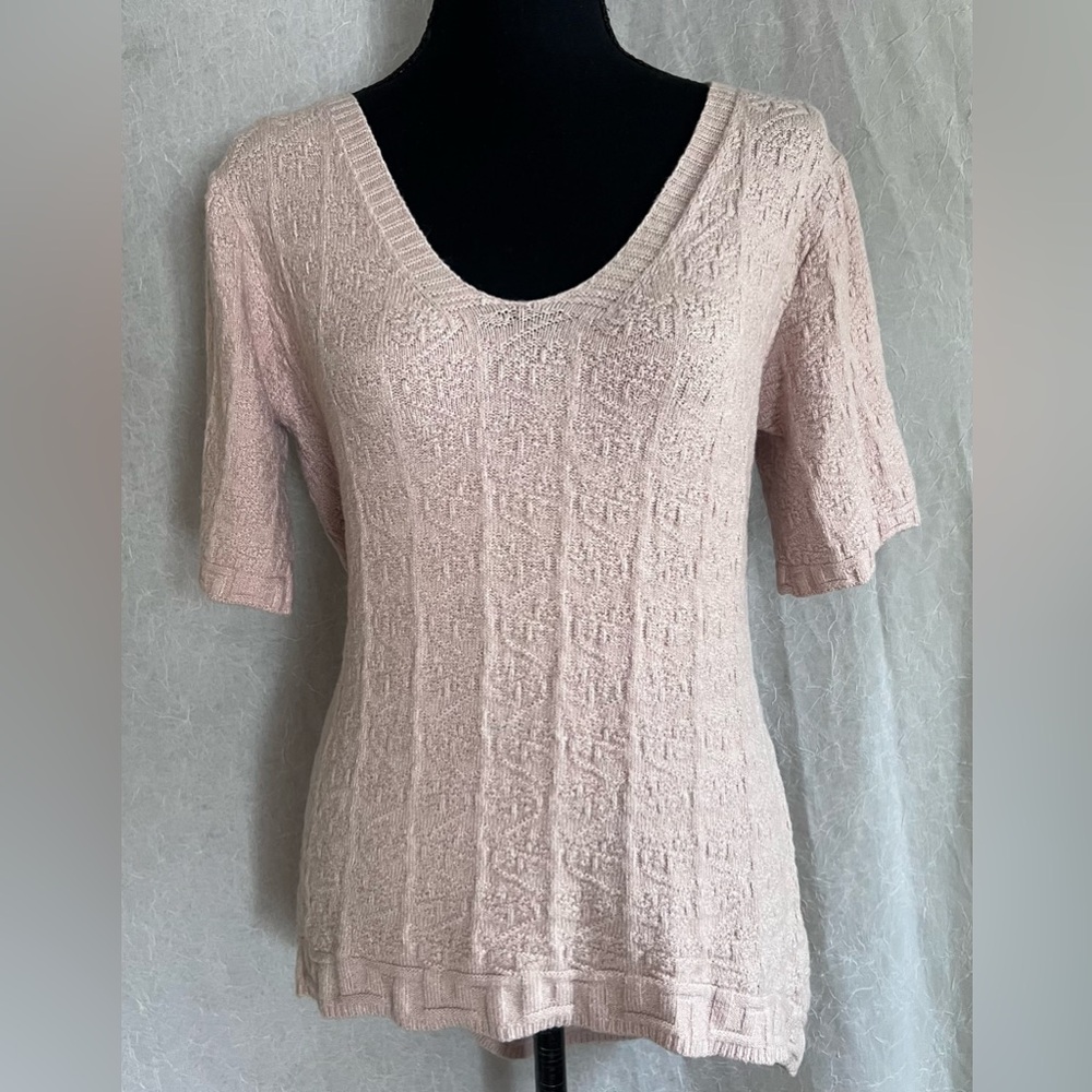 Cream short sleeve sweater